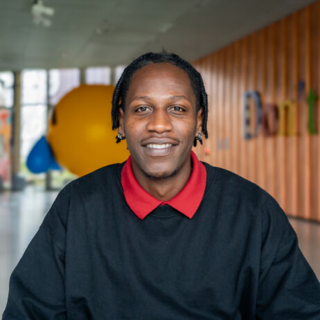 Iolantino Silva Lopes - Chargé d’accueil et de médiation des publics