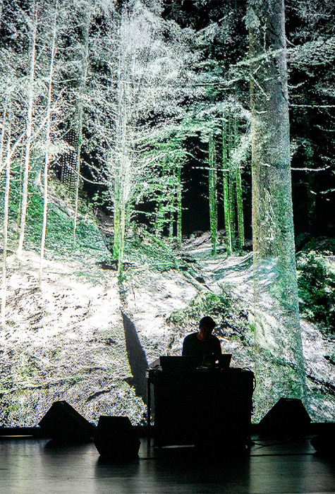 subassemblies, un live audiovisuel de Ryoichi Kurokawa
Vendredi 27 mars à 20h – Dès 15 ans – Gratuit